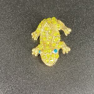 Mini Rhinestone Turtle Brooch Pin Pave Set Gold Tone Scatter Animal